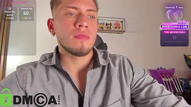 SebastianMaximoff  online show from April 6, 9:16 pm