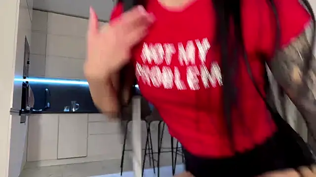 AuraXO online show from March 22, 6:28 am