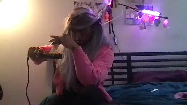 frenchiego online show from February 23, 5:10 pm