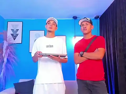 Snapshot of KingOfHeavens_2 chatting on February 1, 8:18 pm KingOfHeavens 2 online show from February 1, 8:18 pm