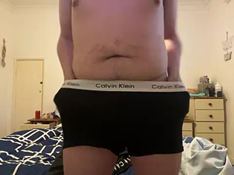malcolm2334 online show from May 12, 6:16 pm