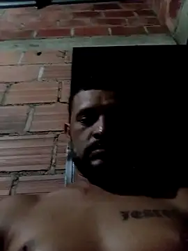 Snapshot of Hot_Veteran_1 chatting on April 5, 4:20 am Hot Veteran 1 online show from April 5, 4:20 am