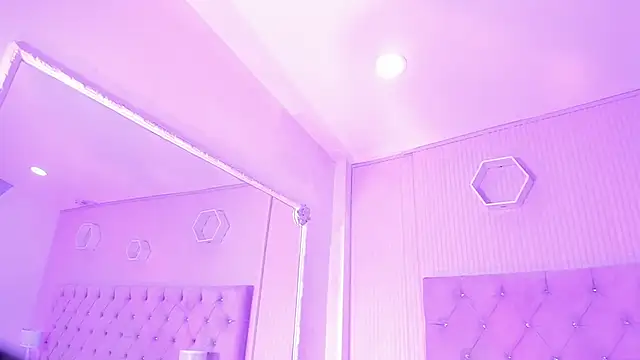 JazminRusso  online show from February 5, 6:18 am