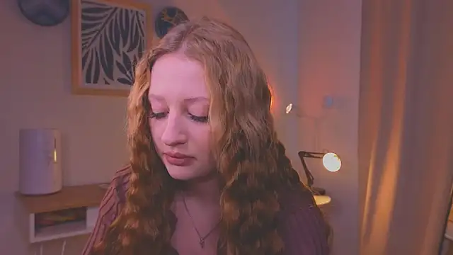 Snapshot of nikapie chatting on February 20, 5:37 am nikapie online show from February 20, 5:37 am