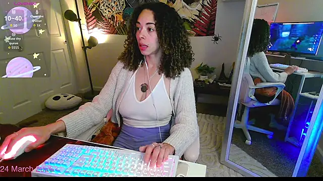 gunzinrose online show from March 25, 2:56 pm