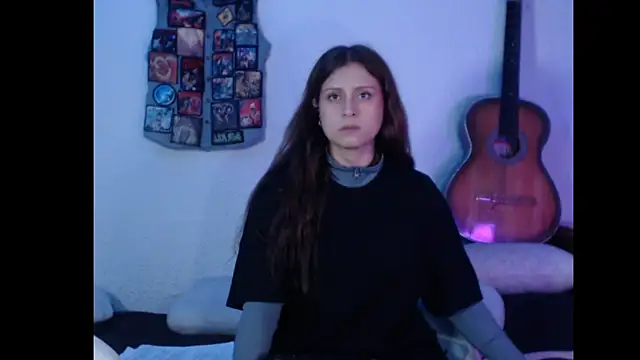 Lametaleralatina online show from April 15, 2:02 pm