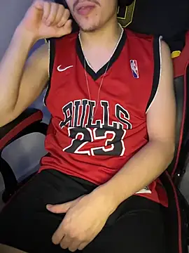 Snapshot of hungtwinkBR chatting on March 3, 3:34 am hungtwinkBR online show from March 3, 3:34 am