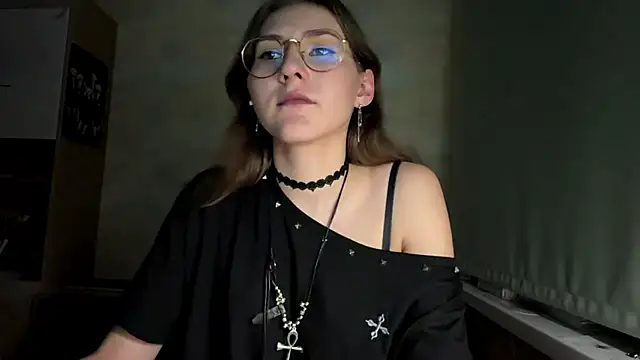 Miaaa Moon online show from July 16, 8:15 pm