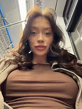 Snapshot of CityLynx chatting on February 5, 3:16 pm CityLynx online show from February 5, 3:16 pm