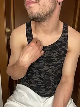 alessand180521 online show from February 15, 3:20 pm