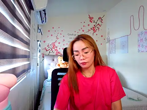 sangkissed92 online show from May 26, 6:09 am