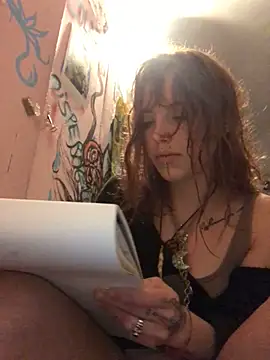 Snapshot of Sexyart00 chatting on March 1, 11:56 am Sexyart00 online show from March 1, 11:56 am