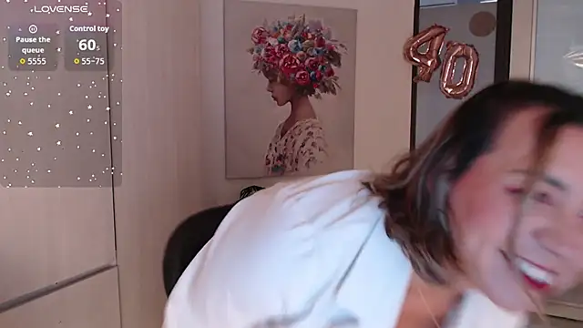 milfsecret69 online show from March 13, 11:50 am