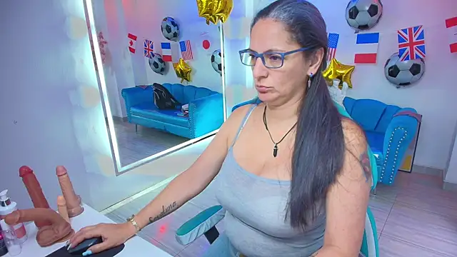 Snapshot of Madame_scarlett chatting on July 16, 11:49 am Madame scarlett online show from July 16, 11:49 am