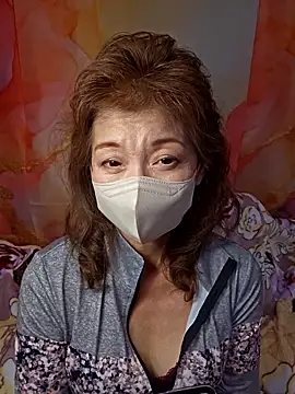 URAN429 online show from February 14, 6:26 pm