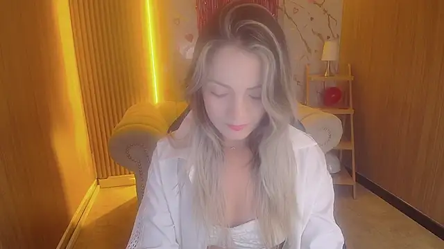 sofia nova tf online show from February 19, 1:29 pm