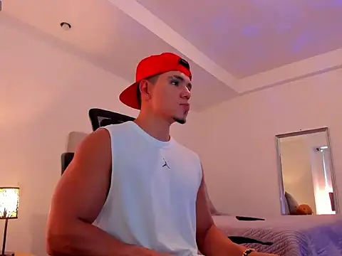 chris morgan7 online show from February 18, 7:21 pm