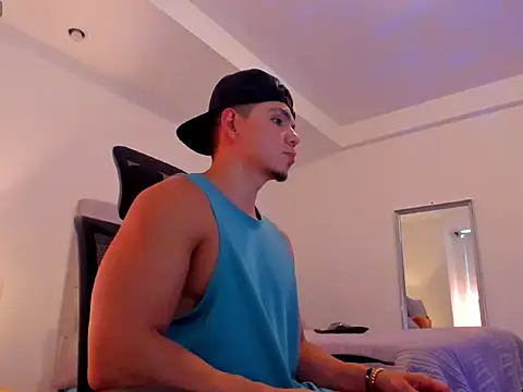 chris morgan7 online show from February 21, 8:32 pm