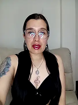 Snapshot of lady_merlot1 chatting on February 24, 12:47 pm lady merlot1 online show from February 24, 12:47 pm