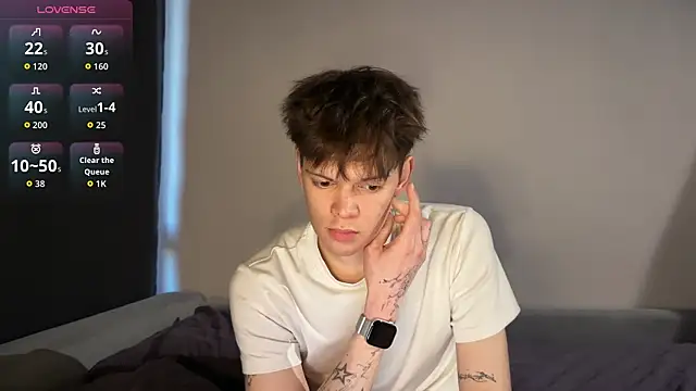 Kevin bucks online show from April 12, 2:33 pm