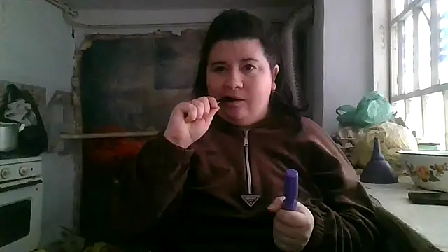 Snapshot of Nata_004 chatting on February 11, 6:18 am Nata 004 online show from February 11, 6:18 am