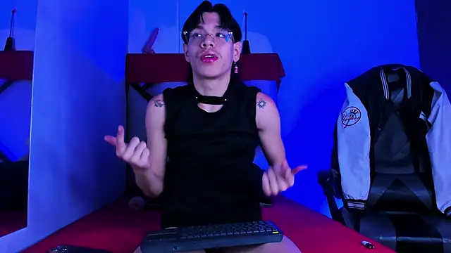 Bennet-Gray online show from February 24, 4:21 am