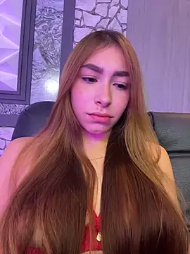 Snapshot of Millie_Taylor_ chatting on February 9, 7:07 pm Millie Taylor online show from February 9, 7:07 pm