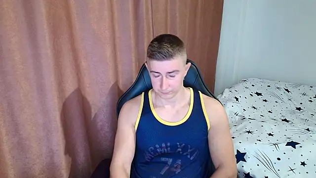 Snapshot of TodMusclePower9 chatting on February 23, 4:43 am TodMusclePower9 online show from February 23, 4:43 am