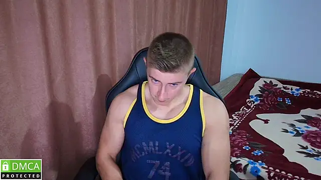 Snapshot of TodMusclePower9 chatting on May 25, 5:24 am TodMusclePower9 online show from May 25, 5:24 am