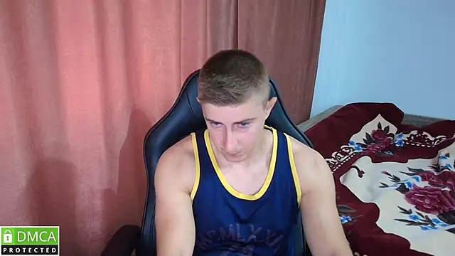 Snapshot of TodMusclePower9 chatting on May 27, 9:06 am TodMusclePower9 online show from May 27, 9:06 am