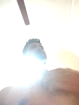 delvin92 online show from April 12, 10:37 pm