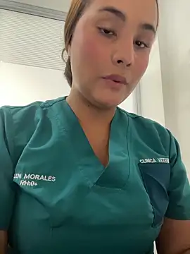 Noa Harper- online show from March 27, 9:25 pm