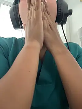 Noa Harper- online show from April 9, 8:58 pm