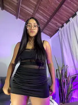 camila wood online show from May 25, 11:44 pm