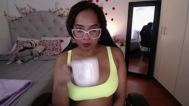 Snapshot of hope11x chatting on March 2, 4:25 pm hope11x online show from March 2, 4:25 pm