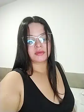 Snapshot of SamanthaStonee chatting on February 24, 4:10 am SamanthaStonee online show from February 24, 4:10 am