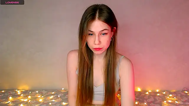 Snapshot of baby_girl_0001_ chatting on February 15, 3:14 am baby girl 0001 online show from February 15, 3:14 am