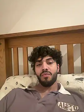 Snapshot of Sloppyking6969 chatting on February 17, 5:26 am Sloppyking6969 online show from February 17, 5:26 am