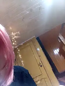 Snapshot of thegirlsshot_666 chatting on February 19, 3:46 am thegirlsshot 666 online show from February 19, 3:46 am