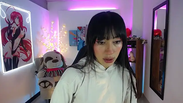 FIORELLA L online show from April 8, 12:05 pm