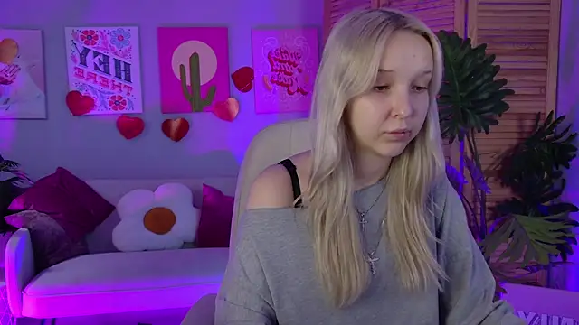 MaoqiBeverly online show from April 16, 8:04 am