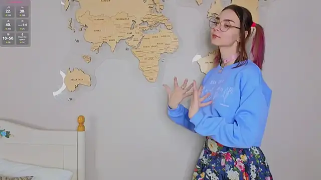 Snapshot of EddieChery chatting on February 19, 3:08 pm EddieChery online show from February 19, 3:08 pm