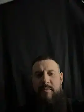 Snapshot of SportsManBi chatting on February 4, 2:23 pm SportsManBi online show from February 4, 2:23 pm