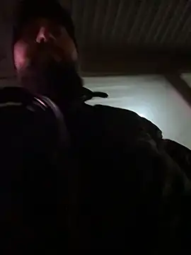 Snapshot of SportsManBi chatting on March 1, 3:58 pm SportsManBi online show from March 1, 3:58 pm