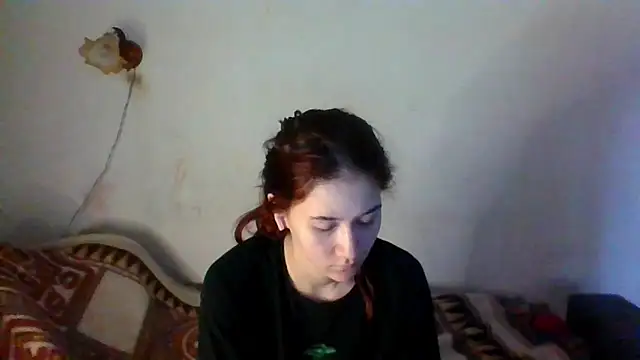 NickiKisinger online show from March 15, 5:13 am