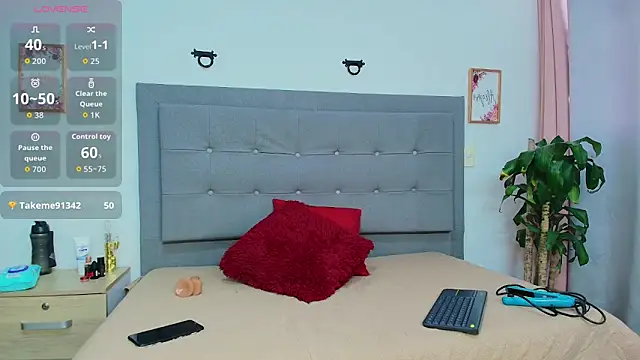 Karla 94 online show from February 12, 6:36 pm