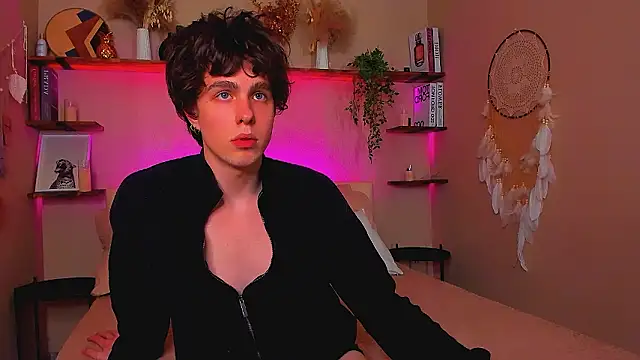 Keith Erickson online show from March 7, 6:27 pm