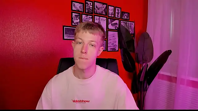 Dylan Norton online show from July 16, 10:32 am