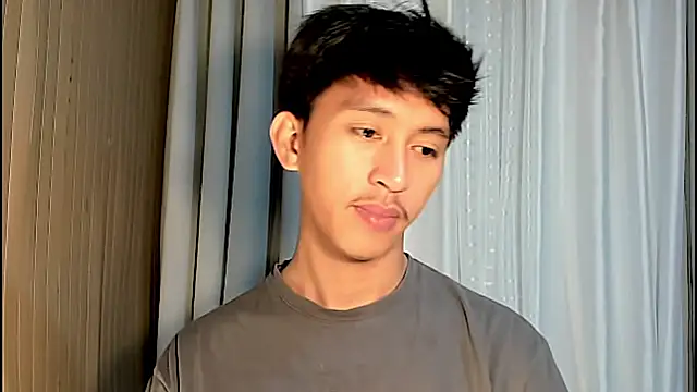  andrie69  online show from April 10, 7:07 pm