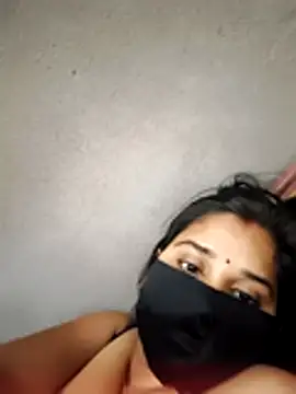 Sexy khushi19 online show from March 18, 9:01 am